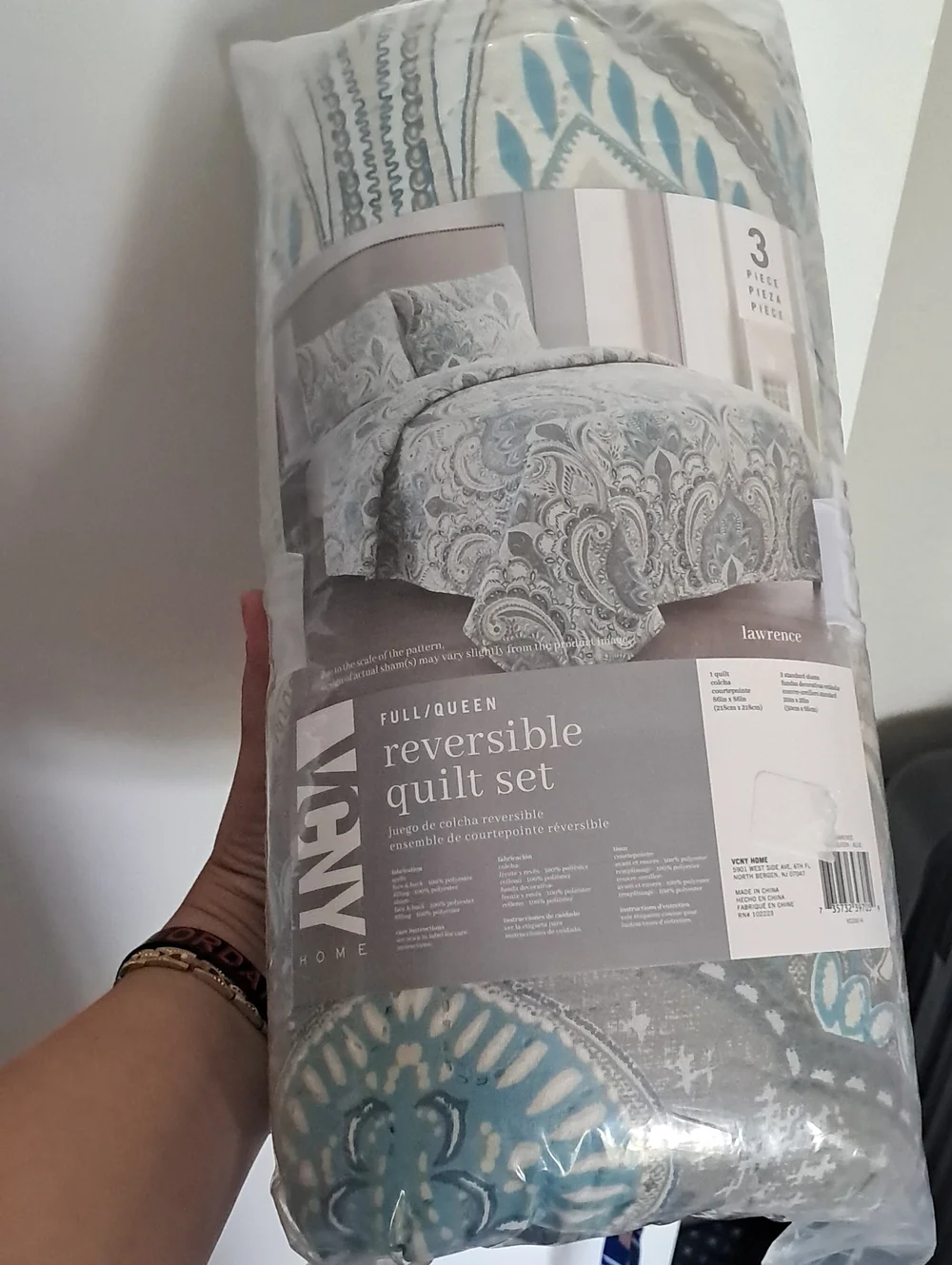 Reversible Quilt Set in Blue and Gray Paisley